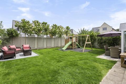 8 Brindlewick Gardens, Beckenham, BR3 1DG