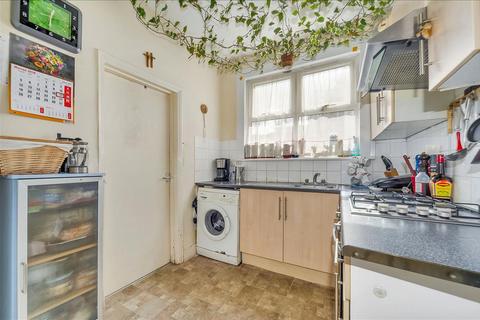 1 bedroom flat for sale, Boundary Road, Wood Green, London, N22