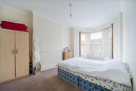 2 bedroom flat for sale, Etherley Road, South Tottenham, London, N15