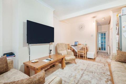 2 bedroom house for sale, Hoe Lane , Enfield, London, EN3