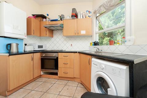 3 bedroom maisonette for sale, Kirkton Road, South Tottenham, London, N15