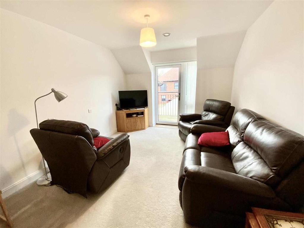 RETIREMENT LIVING STONY STRATFORD 1 bed flat £995 pcm (£230 pw)