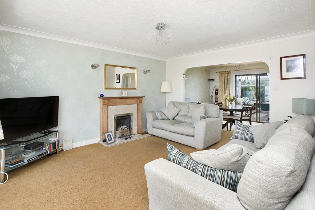 Little Hayes, Kingsteignton 4 bed detached house £390,000