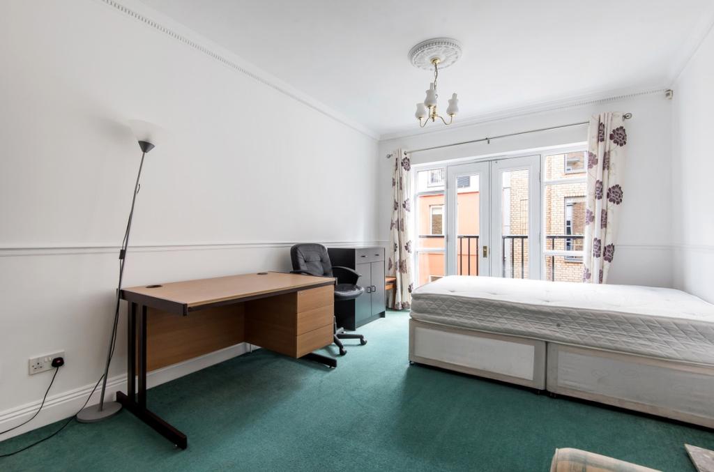 Leathermarket Court London Bridge SE1 3 bed apartment £2,200 pcm (£