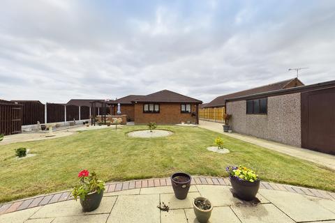 137 Broadwater Drive, Dunscroft, Doncaster, DN7 4EY