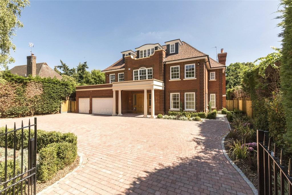 Fairbourne, Cobham, Surrey, KT11 6 bed detached house £14,950 pcm (£