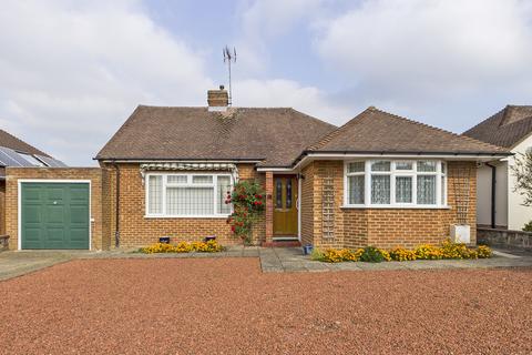 10 Fay Road, Horsham, RH12 2LG