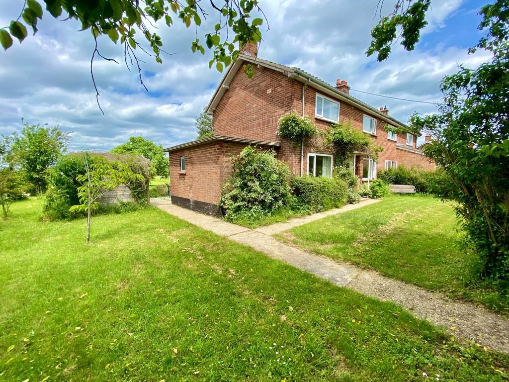 Chaucer Cottages, Syleham 3 bed semi-detached house - £275,000