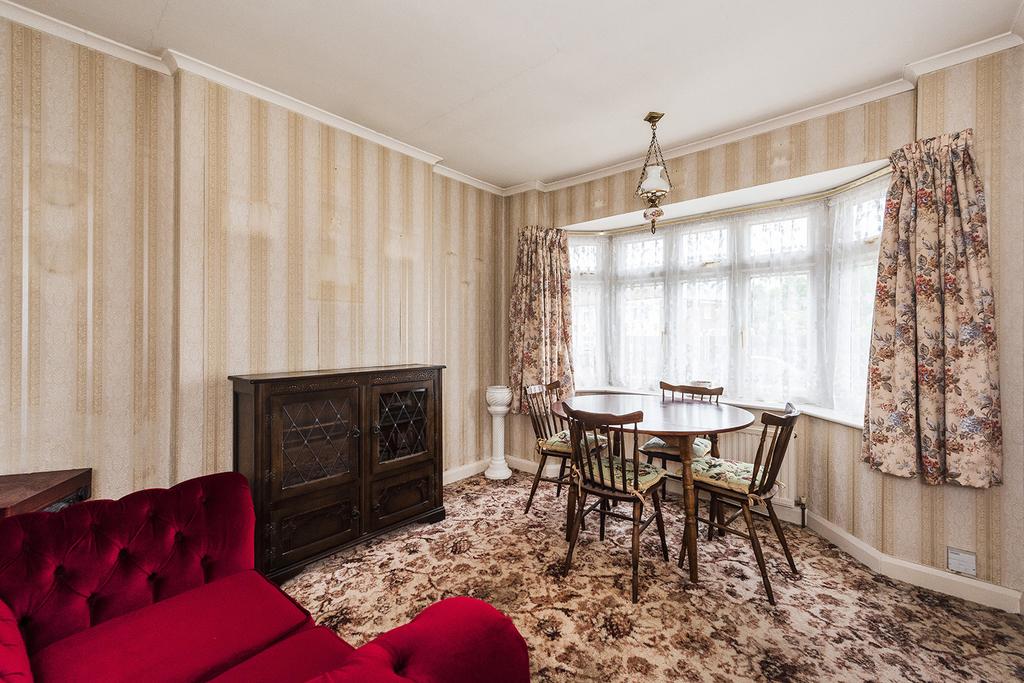 Rydal Drive, Bexleyheath, Kent, da7 3 bed bungalow £440,000