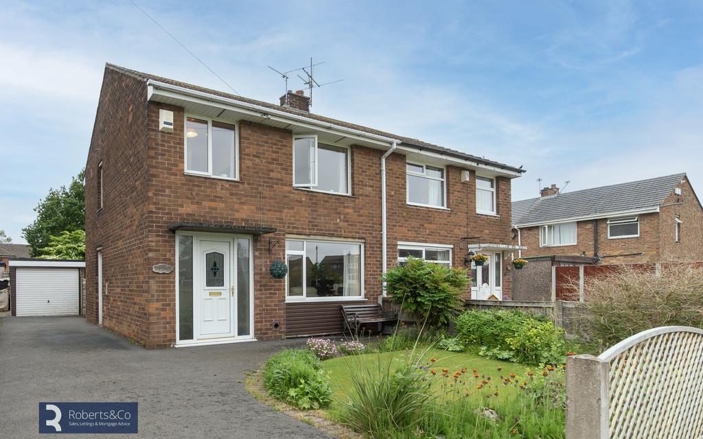 Lourdes Avenue, Lostock Hall 3 bed semidetached house £160,000