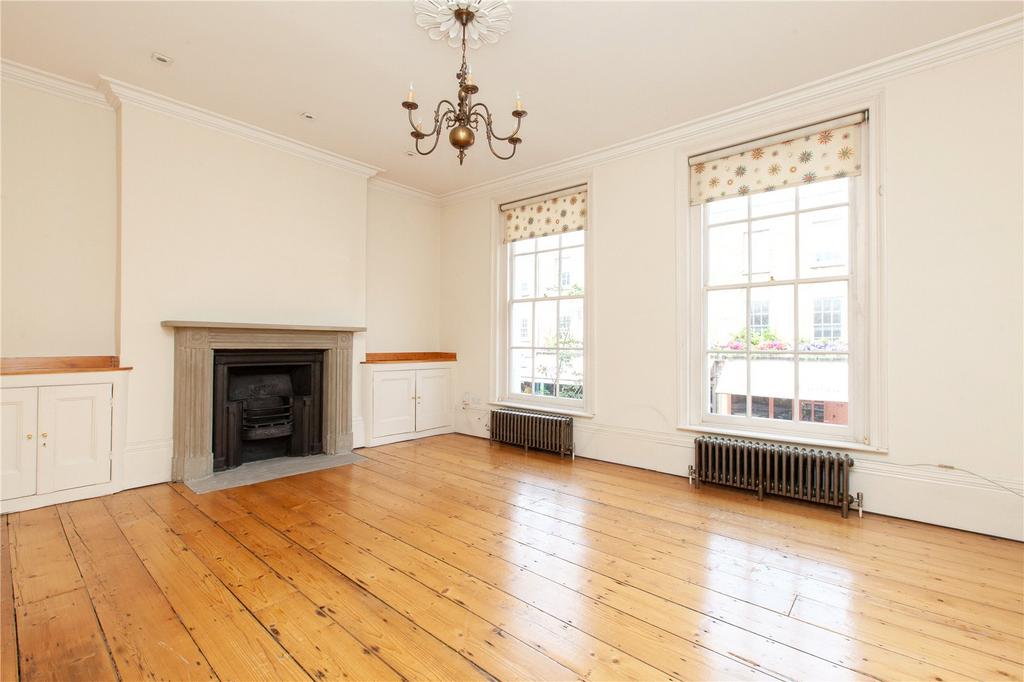 Theberton Street, Angel, Islington, London 2 bed flat to rent £3,150 pcm (£727 pw)
