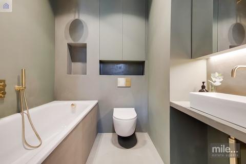 13a Sarre Road, London, NW2 3SN