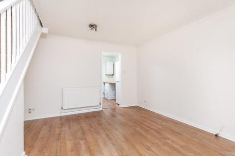 27 Kestrel Close, Winchester, SO22 4QF