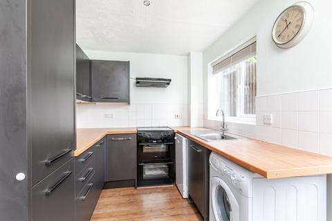 27 Kestrel Close, Winchester, SO22 4QF
