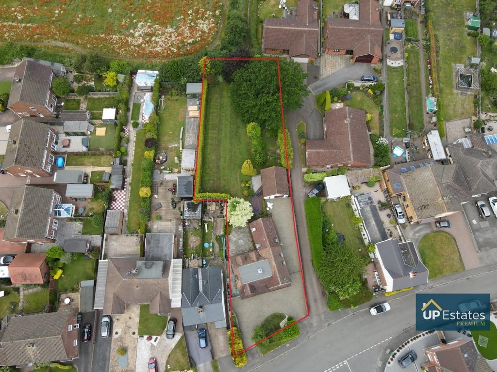 Long Street, Bulkington, Bedworth 4 bed detached house £700,000