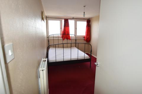 undefined, Biscoe Close, Hounslow