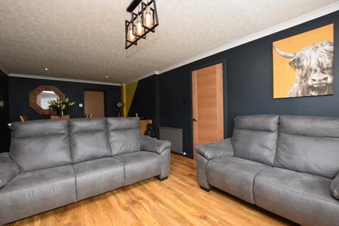 178 Bute Drive, Perth, PH1 3DS