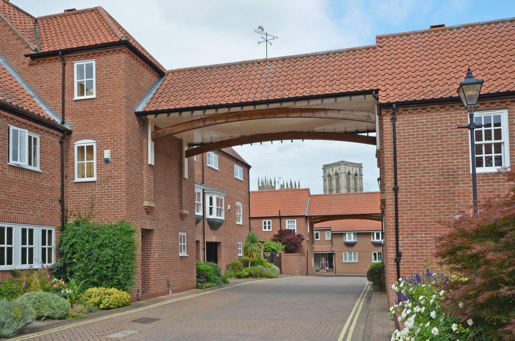 St. Andrew Place, York 2 bed apartment for sale £289,995