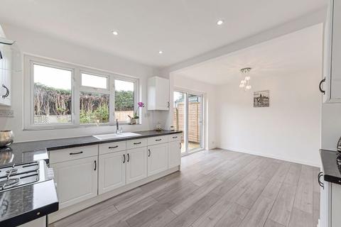 18 Cedar Crescent, Tonbridge, TN10 3QP