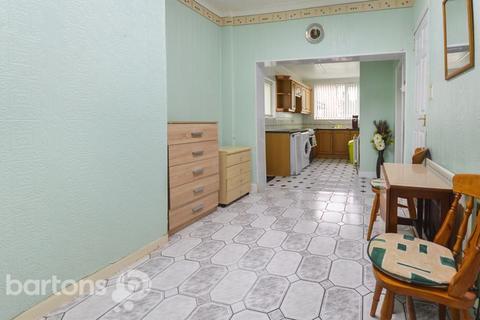 49 Albert Road, Parkgate, Rotherham, S62 6AL