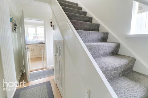 7 Flindell Drive, Bramford, Ipswich, IP8 4ES