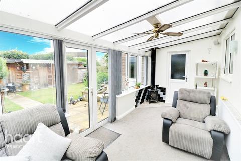 7 Flindell Drive, Bramford, Ipswich, IP8 4ES