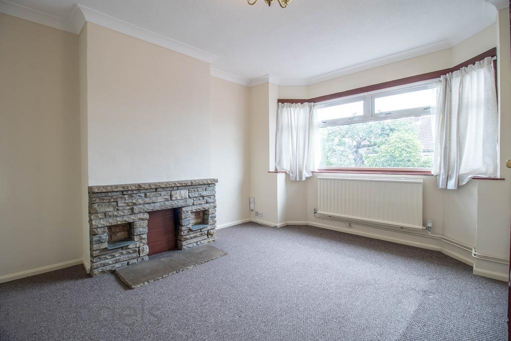 Prettygate Road, Colchester, CO3 3 bed semidetached house £325,000