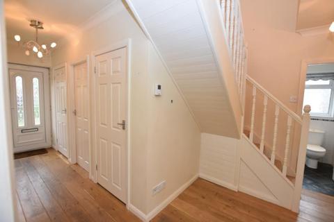 15 Church Close, Waddington, Clitheroe, BB7 3HX