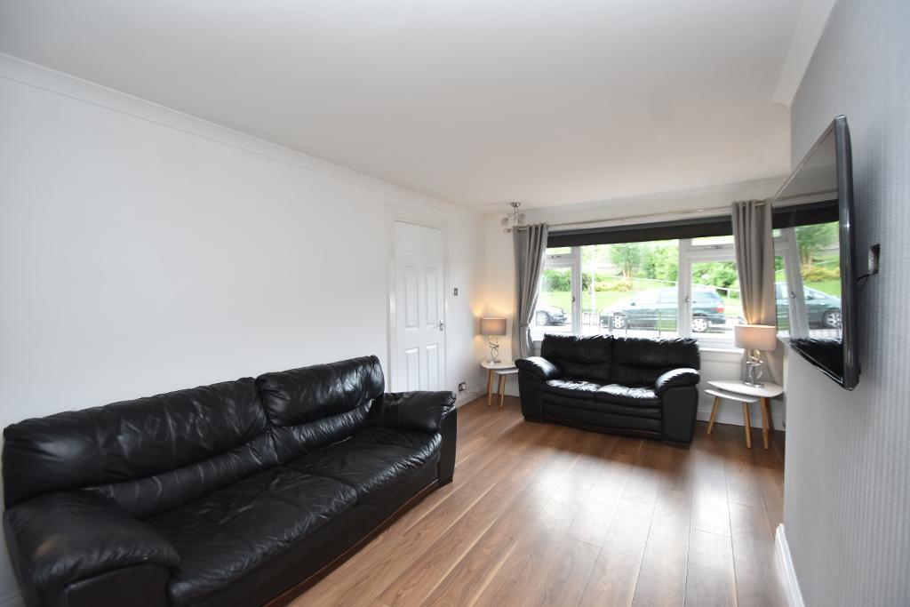 Lomond Drive, Glasgow... 3 bed semidetached house £199,000