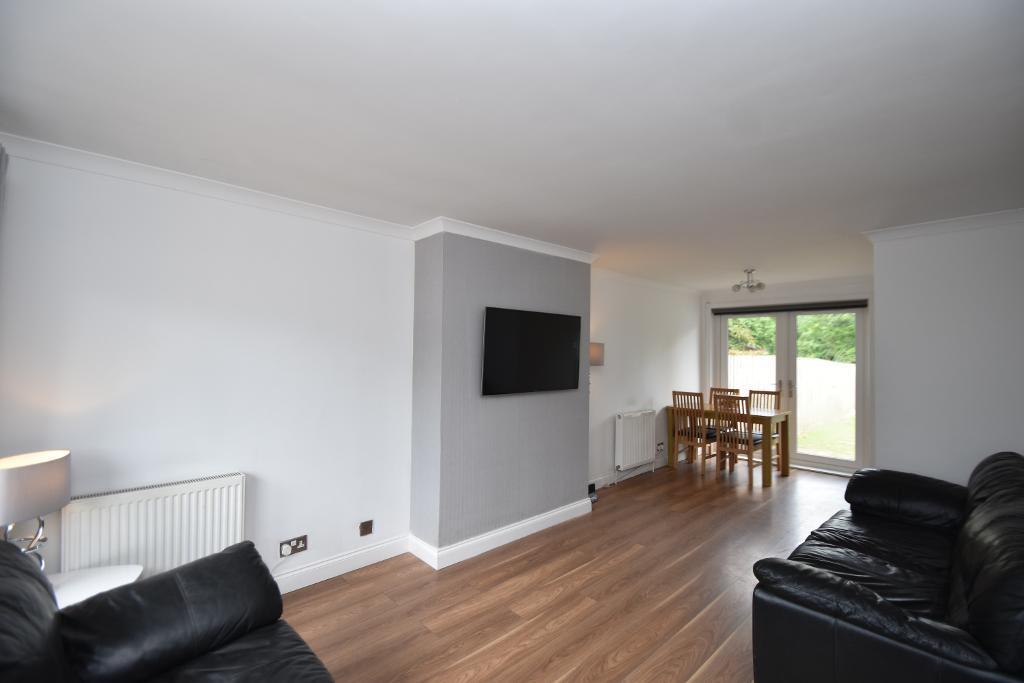 Lomond Drive, Glasgow... 3 bed semidetached house £199,000