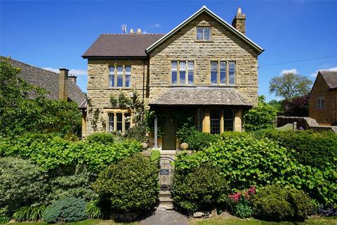 154 High Street, Broadway, WR12 7AJ