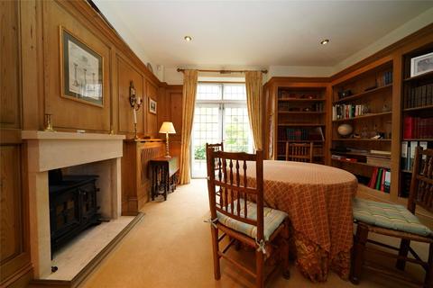 154 High Street, Broadway, WR12 7AJ