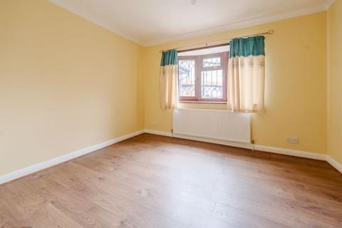 38 Carlton Crescent, Cheam, Sutton, SM3 9TS