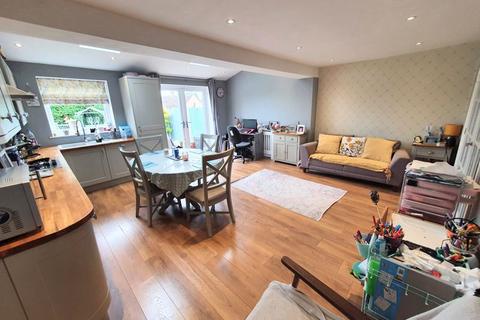 4 High Meadow, Carlisle, CA2 7PZ
