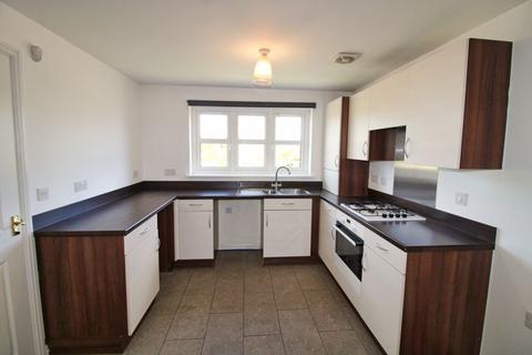 4 bedroom semi-detached house to rent, Ffordd Sain Ffwyst, Abergavenny