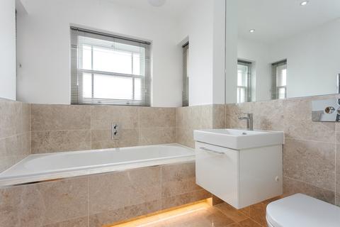 94 Vansittart Road, Windsor, SL4 5DF