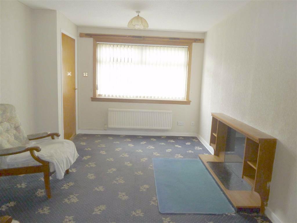 Castle Crescent, East Calder 2 bed semidetached house £120,000