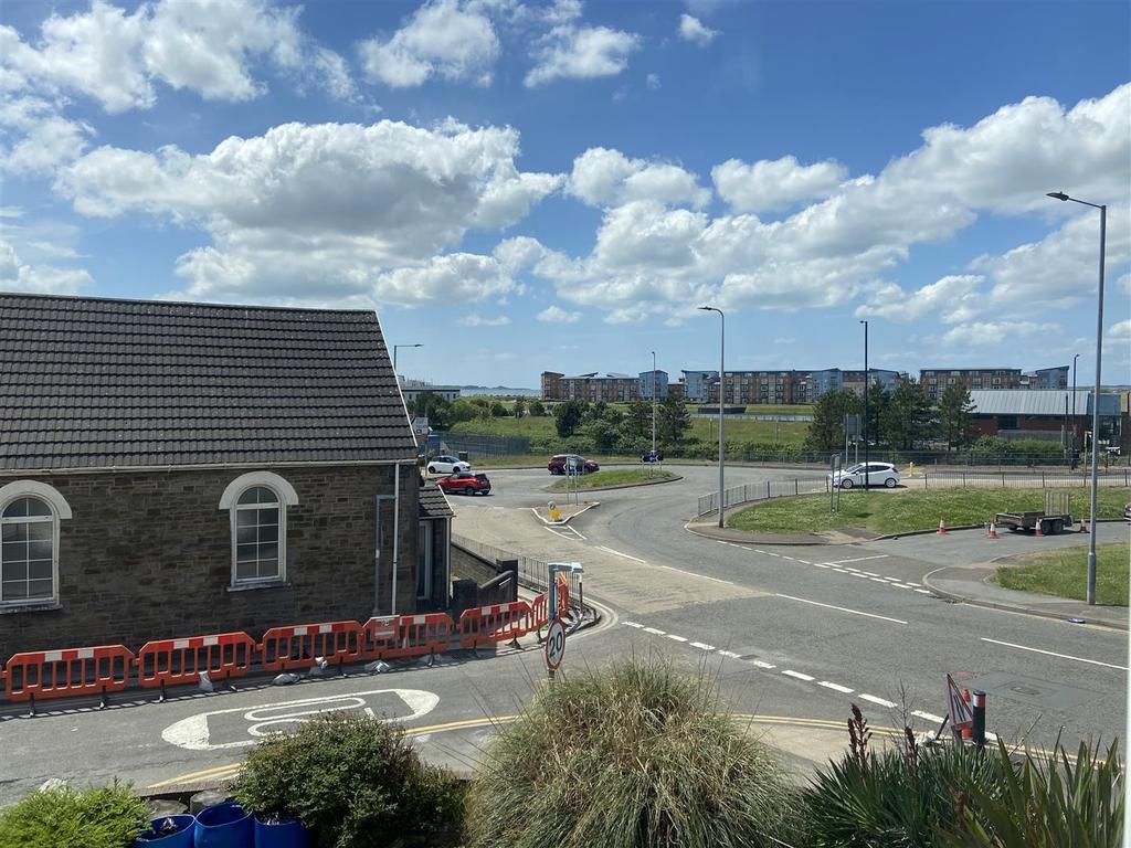 Bryn Road, Llanelli 5 bed detached house for sale £265,000