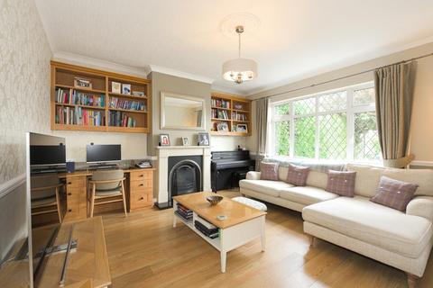 17 Windmill Avenue, Epsom, KT17 1LL