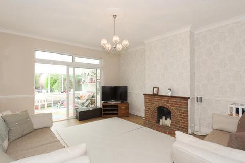 17 Windmill Avenue, Epsom, KT17 1LL