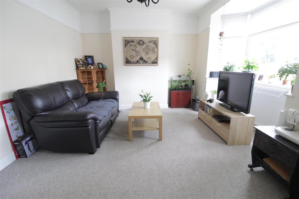 Westgate Crescent, Darlington 2 bed semidetached house £120,000