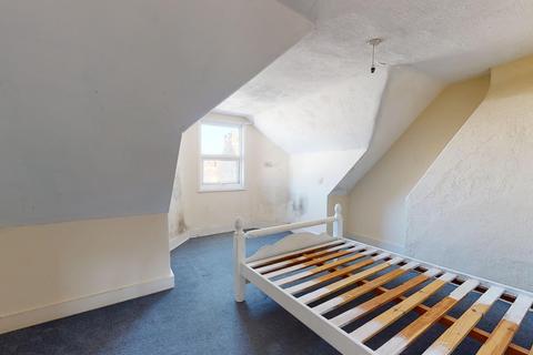 88 Linden Crescent, Folkestone, CT19 5SD