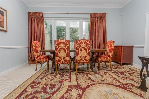 Mansion House Stables Litfield Road, Bristol, BS8 3LL