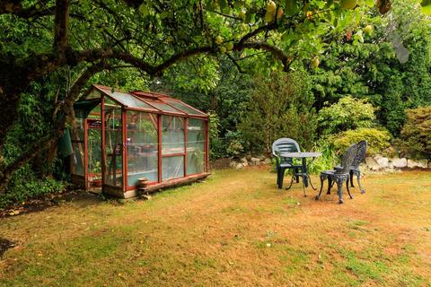 19 Blackacre Road, Theydon Bois, Epping, CM16 7LT