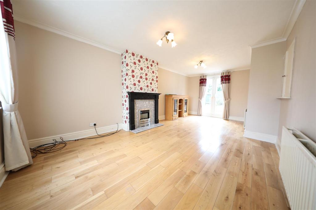 Catford Close, Hull 3 bed end of terrace house £115,000