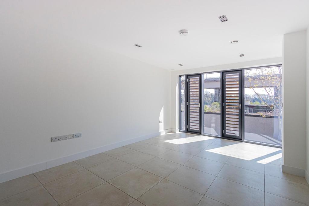Severn Apartments 4-10.jpg