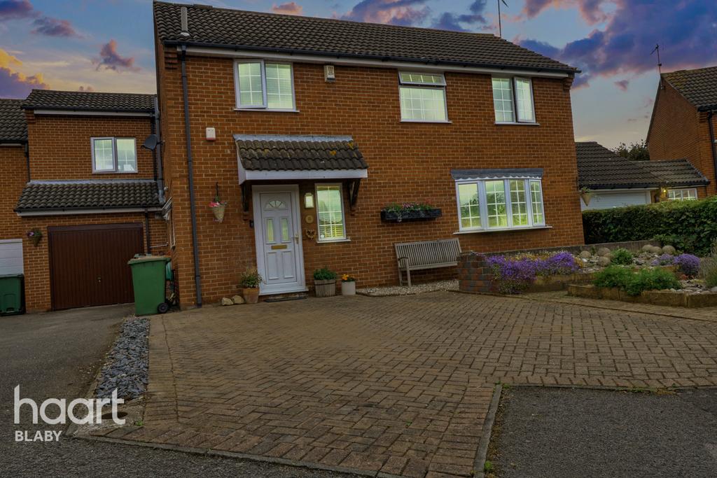 Freer Close, Blaby 5 bed detached house £415,000