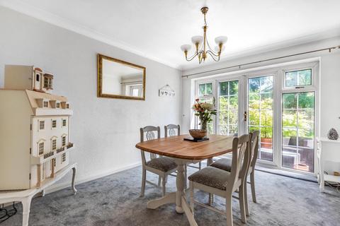 3 Stamford Drive, Bromley, BR2 0XF