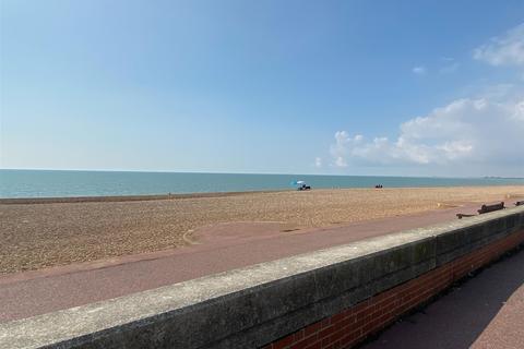 40 Albert Road, Hythe, CT21 6BT