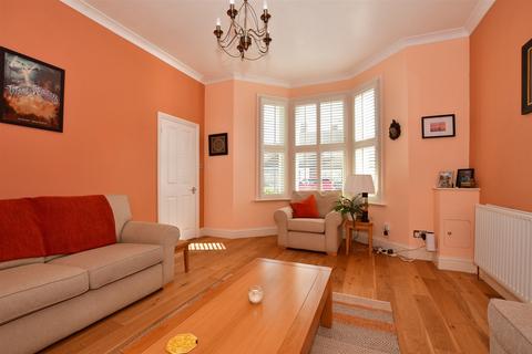 40 Albert Road, Hythe, CT21 6BT